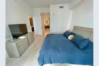 851 NE 1st Ave #2605, Miami, FL 33132 - Photo 18