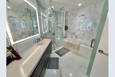 851 NE 1st Ave #2605, Miami, FL 33132 - Photo 14