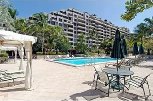 151 Crandon Blvd, Key Biscayne, FL 33149 - Photo 2