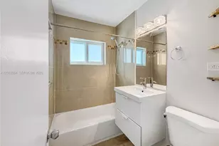 2728 Dewey St, Hollywood, FL 33020 - Photo 14