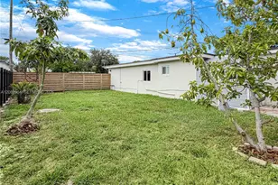 2728 Dewey St, Hollywood, FL 33020 - Photo 20