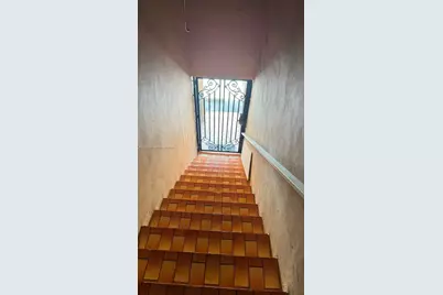 2770 W 61st Pl #204, Hialeah, FL 33016 - Photo 4