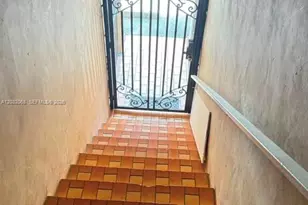 2770 W 61st Pl, Hialeah, FL 33016 - Photo 4