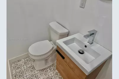 1538 Jefferson St, Hollywood, FL 33020 - Photo 10