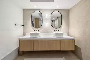 1800 Sunset Harbour Dr, Miami Beach, FL 33139 - Photo 16