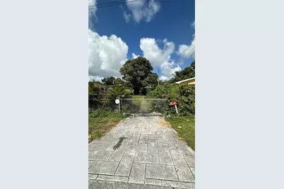 2228 SW 58th Ct, Miami, FL 33155 - Photo 20