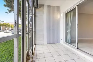 3040 NE 16th Ave, Oakland Park, FL 33334 - Photo 14