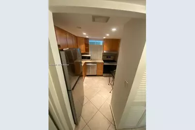 17570 Atlantic Blvd #502, Sunny Isles Beach, FL 33160 - Photo 2