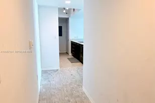 500 Brickell Ave, Miami, FL 33131 - Photo 4