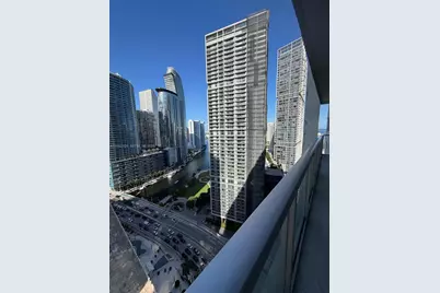 500 Brickell Ave #3003, Miami, FL 33131 - Photo 8