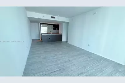500 Brickell Ave #3003, Miami, FL 33131 - Photo 2