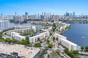 2903 Point E Dr, Aventura, FL 33160 - Photo 34