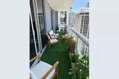 50 Biscayne Blvd #3205, Miami, FL 33132 - Photo 2