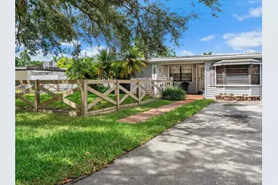30312 SW 172nd Ave, Homestead, FL 33030 - Photo 2