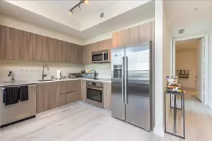 201 SW 17th Rd, Miami, FL 33129 - Photo 6