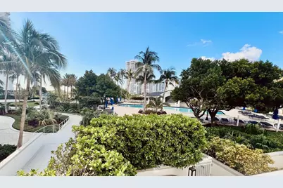21055 Yacht Club Dr #510, Aventura, FL 33180 - Photo 24