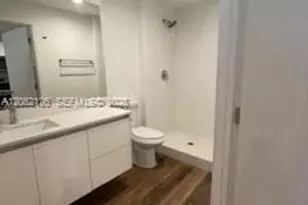 141 NW 16th Ave, Miami, FL 33125 - Photo 4