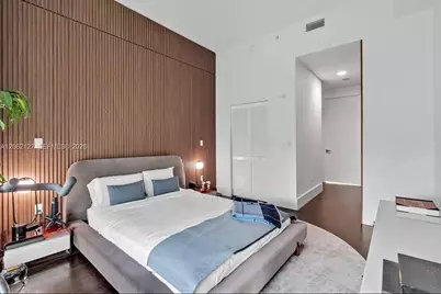 951 Brickell Ave #4111, Miami, FL 33131 - Photo 6