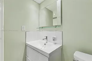 210 174th St, Sunny Isles Beach, FL 33160 - Photo 28