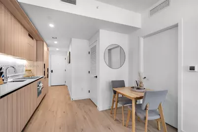 225 N Miami Ave #2510, Miami, FL 33128 - Photo 10
