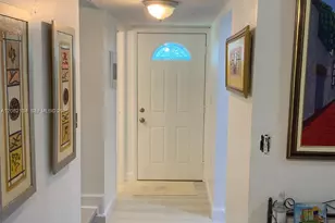 11183 NW 7th St, Miami, FL 33172 - Photo 6