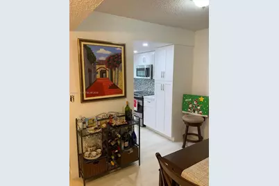 11183 NW 7th St #104, Miami, FL 33172 - Photo 4