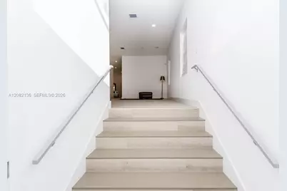 2875 SW 33rd Ct #2875, Miami, FL 33133 - Photo 8