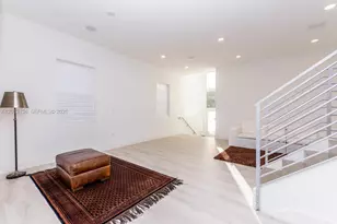 2875 SW 33rd Ct, Miami, FL 33133 - Photo 4