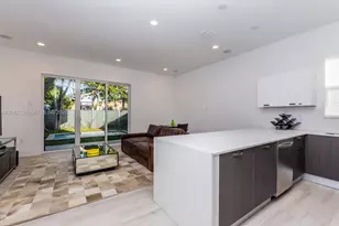 2875 SW 33rd Ct, Miami, FL 33133 - Photo 16
