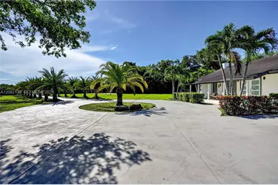 34850 SW 213th Ave, Homestead, FL 33034 - Photo 2