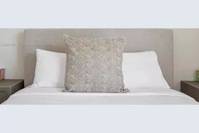 17555 Atlantic Blvd #508, Sunny Isles Beach, FL 33160 - Photo 32