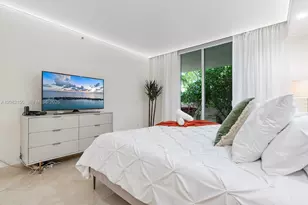 17555 Atlantic Blvd, Sunny Isles Beach, FL 33160 - Photo 16