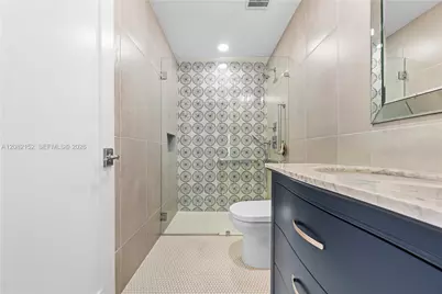 1077 NW 170th Ave, Pembroke Pines, FL 33028 - Photo 12