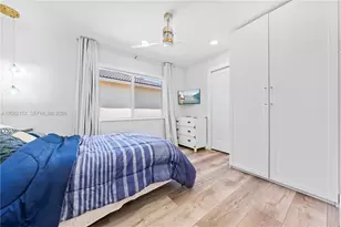 1077 NW 170th Ave, Pembroke Pines, FL 33028 - Photo 10