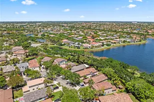 1077 NW 170th Ave, Pembroke Pines, FL 33028 - Photo 28