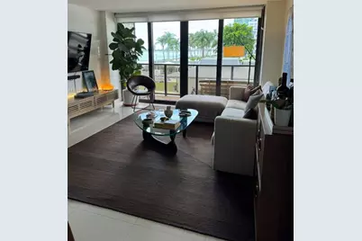 600 NE 36th St #216, Miami, FL 33137 - Photo 2