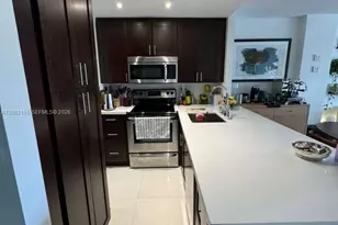 600 NE 36th St, Miami, FL 33137 - Photo 8