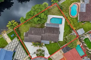 10711 SW 70th St, Miami, FL 33173 - Photo 26