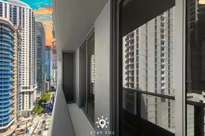 121 NE 5th St #1706, Miami, FL 33132 - Photo 26