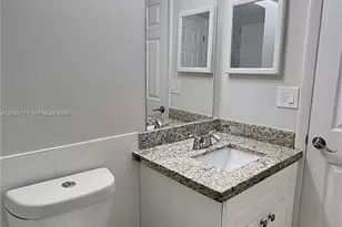 2890 N Oakland Forest Dr, Oakland Park, FL 33309 - Photo 30