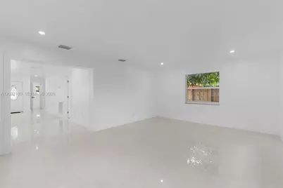 7320 Shalimar St, Miramar, FL 33023 - Photo 10