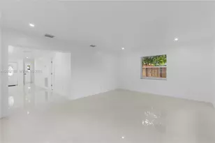 7320 Shalimar St, Miramar, FL 33023 - Photo 10