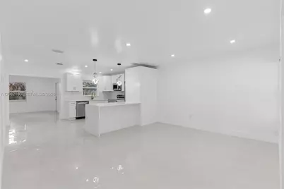 7320 Shalimar St, Miramar, FL 33023 - Photo 6