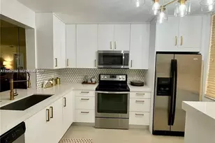 8592 W Sunrise Blvd, Plantation, FL 33322 - Photo 8