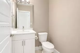 17514 SW 149th Pl, Miami, FL 33187 - Photo 6