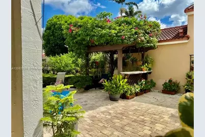 11837 SW 93rd Ter, Miami, FL 33186 - Photo 8