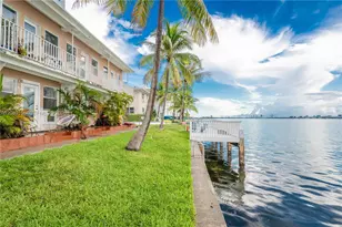 7909 East Dr, North Bay Village, FL 33141 - Photo 4