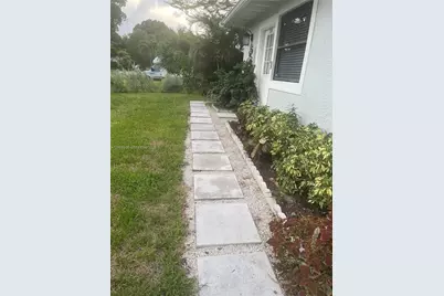 [Address not provided], West Palm Beach, FL 33405 - Photo 10