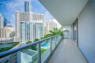 1300 Brickell Bay Dr, Miami, FL 33131 - Photo 24