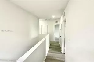 619 NE 4th St, Florida City, FL 33034 - Photo 10
